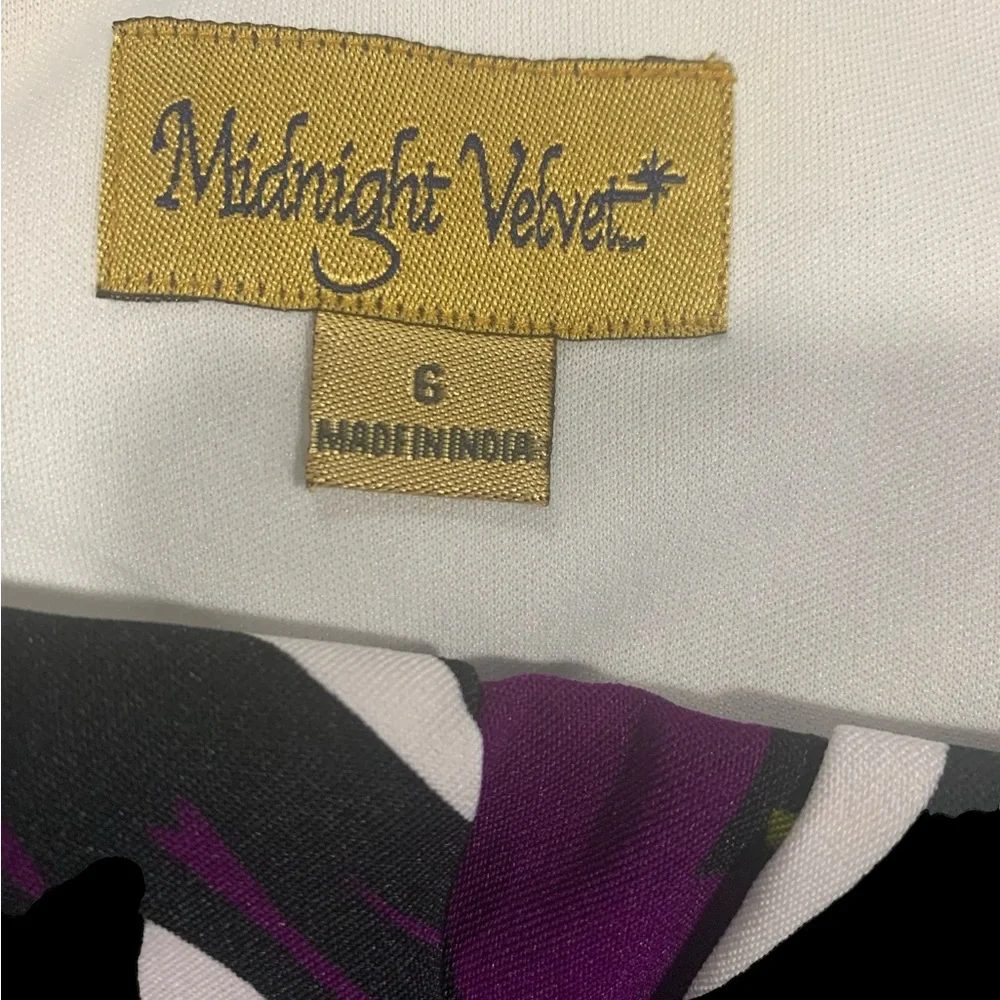 Midnight Velvet Dress - Picture 4 of 8